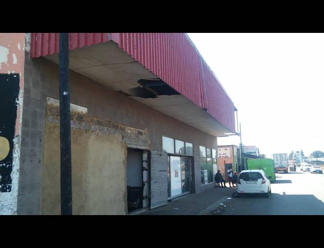 800M² BUILDING FOR SALE IN RANDFONTEIN CENTRAL